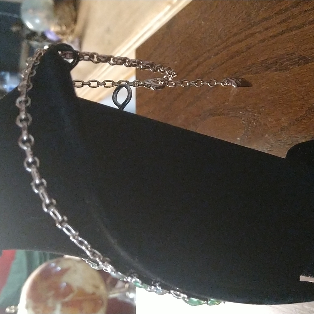Necklace - Picture 3 of 7